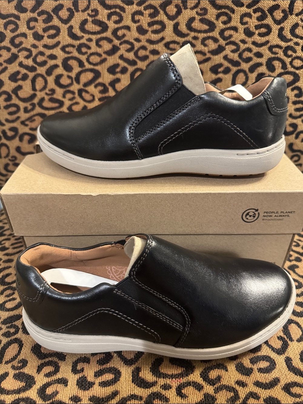 Clarks Nalle Stride Black Leather Slip-On Shoe - NWT